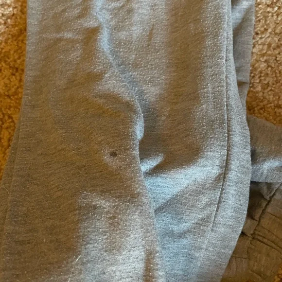 Gray Stretchy Women’s XS Sweatpants - Picture 3 of 4